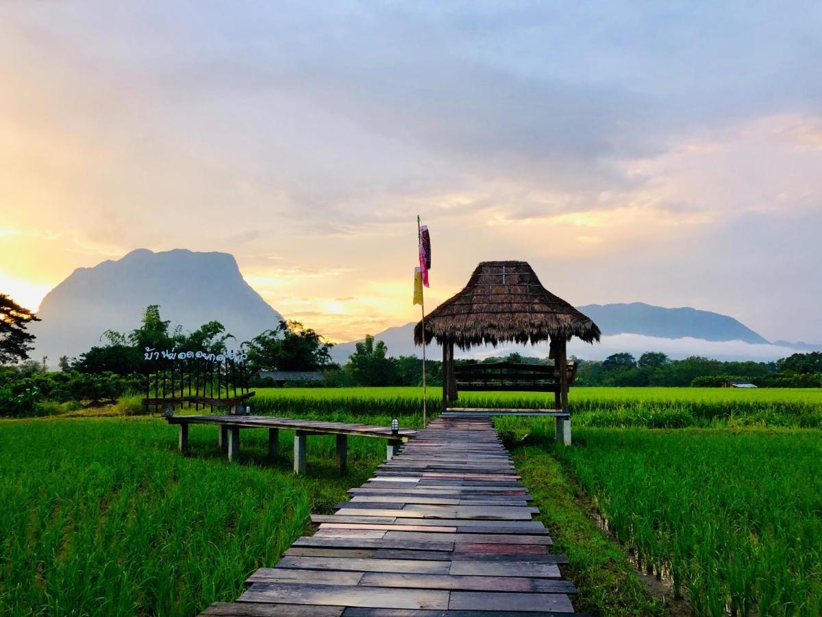 Baan Porhdoi Goidao Villa Chiang Dao Eksteriør billede